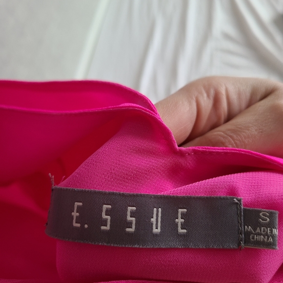 ESSUE FUSCHIA TOP - Picture 2 of 3
